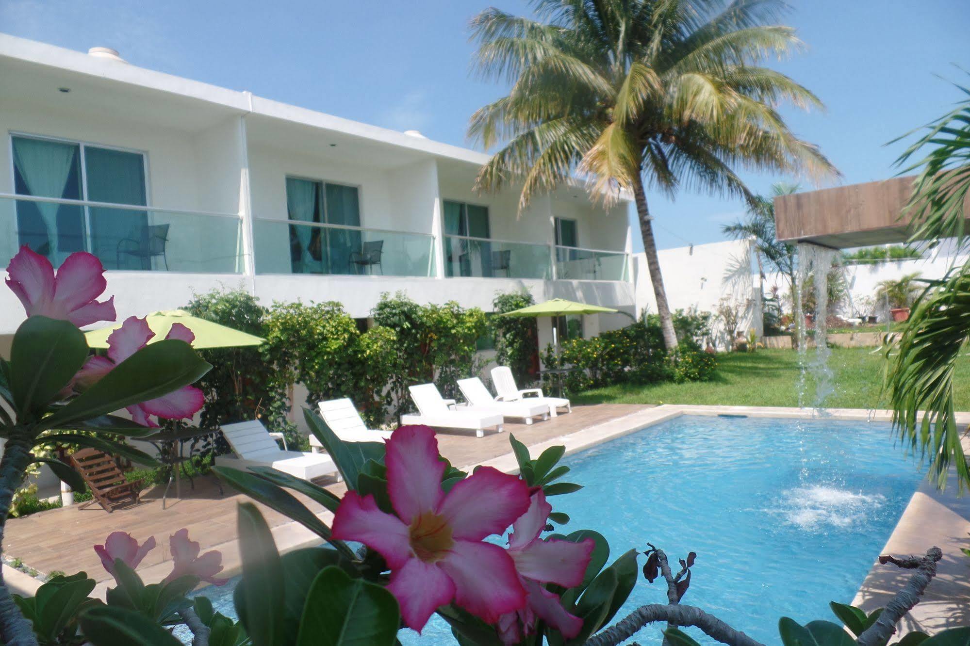 Hotel Villa Escondida Campeche Exterior foto